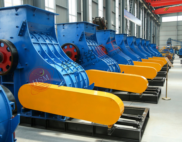 石灰雙級無篩底粉碎機如何避免堵塞問題？